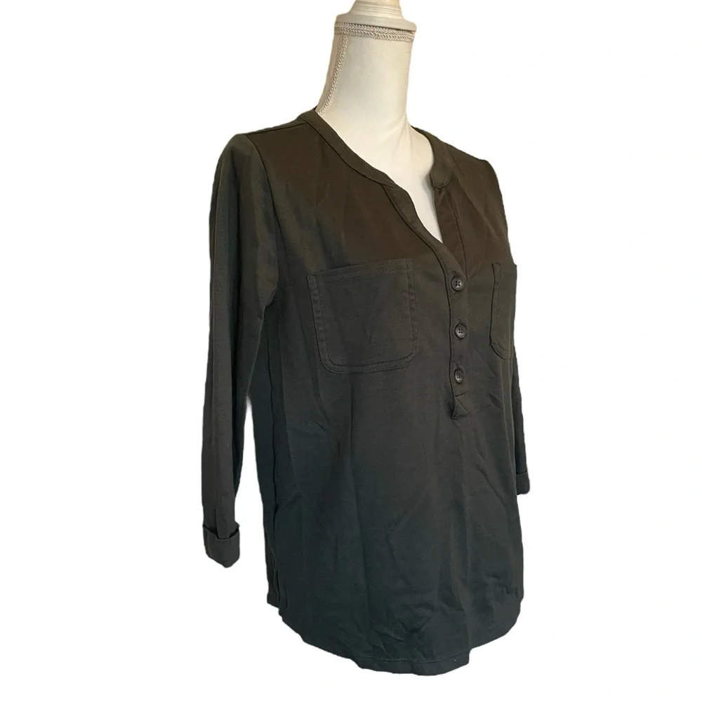 Old Navy Army Green 3/4 Sleeve Buttoned Mandarin Collar Women’s Blouse Small